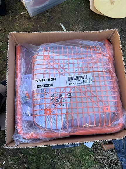 Västerön Ikea orange pall