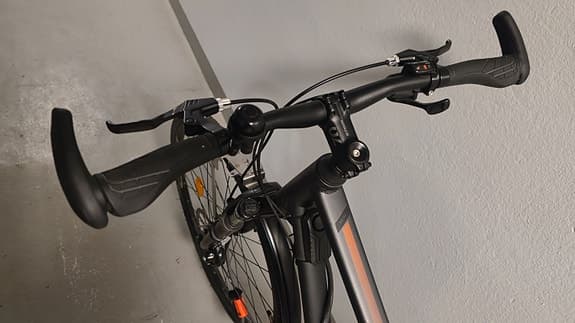 Hybrid cykel Riverside 700