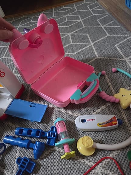 Fisher-Price doktorset leksaker
