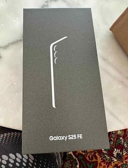 Galaxy S25 FE 128 gb oanvänd helt ny