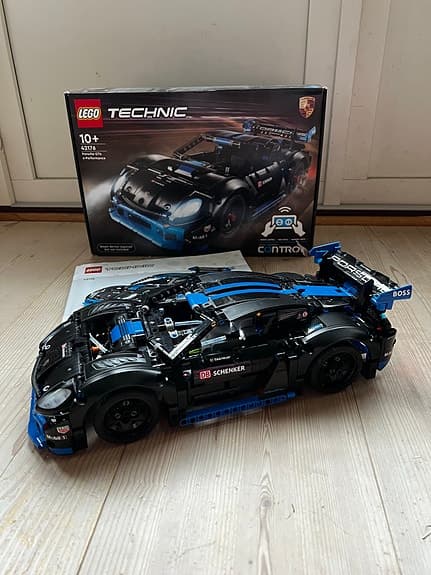 Lego Technic 42176 Porsche GT4 e-Performance