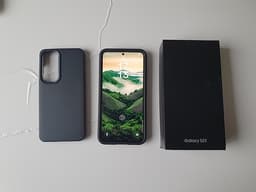Samsung s23 128GB (Nyskick. Repfri skärm)