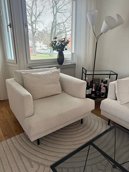 Soffa och fåtölj ljus beige/vit tyg