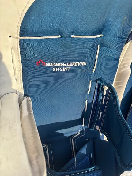 True 7X3 målvaktsbenskydd 31+1vit blå