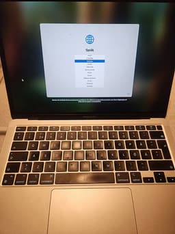 MacBook Air M1 (2020) – Silver – mycket fint skick