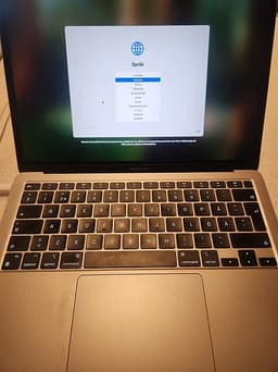 MacBook Air M1 (2020) – Rymdgrå – mycket fint skick