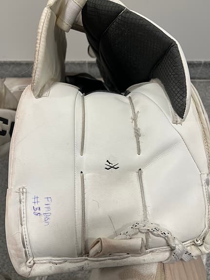 CCM Axis 2 ”35+2 vita med padskinz