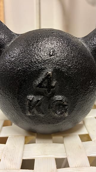 Kettlebell 4 kg svart gjutjärn