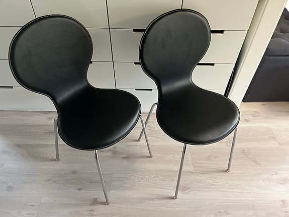 2 st stolar läder stapelbara