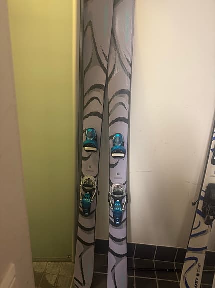 Salomon QST 100 180cm med look pivot 15
