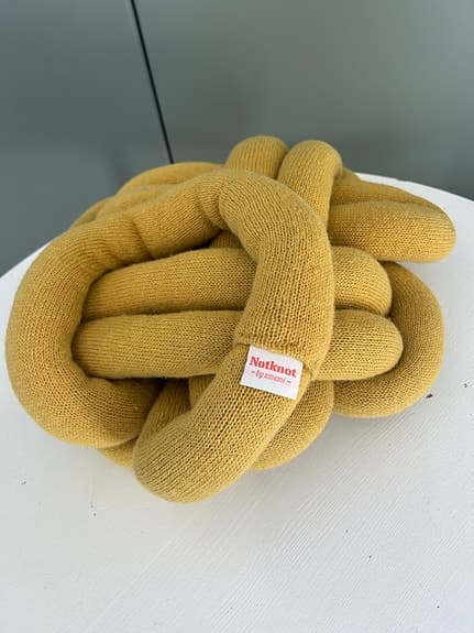 Designkudde Notknot