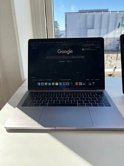 MacBook 13 PRO
