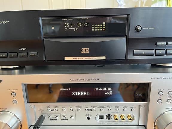 Pioneer receiver  VSX-1015 + Pioneer CD PD-S507