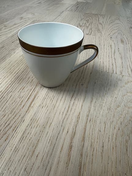 8st kaffekoppar med guldkant från Hackefors