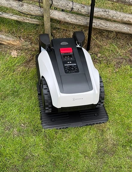 Ecovacs O800 RTK Trådfri Robotgräsklippare