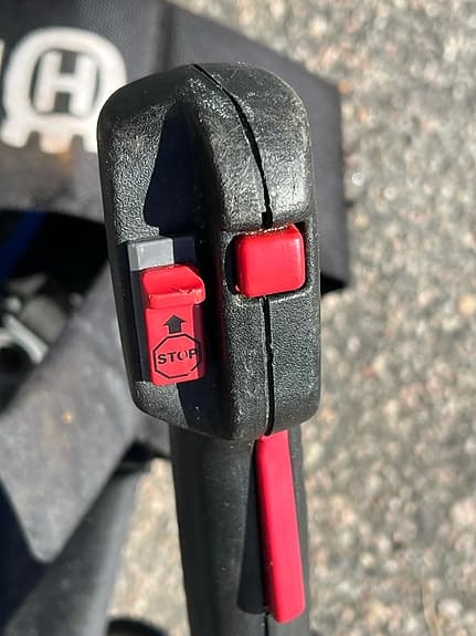 Jonsered CC 2128 röjsåg med sele