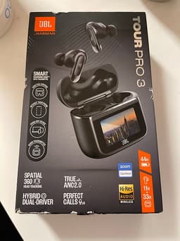 JBL Tour Pro 3 trådlösa in-ear hörlurar svart