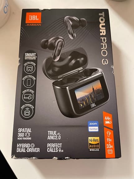 JBL Tour Pro 3 trådlösa in-ear hörlurar svart