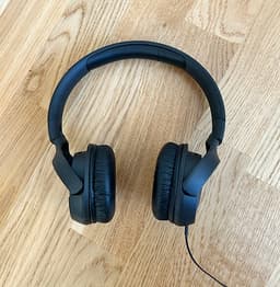 JBL Tune 500 hörlurar