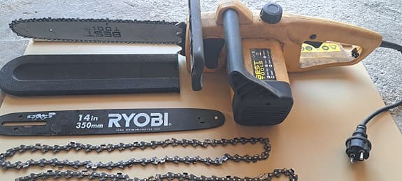 Motorsåg elektriskt.