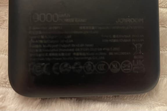 Powerbank 10 000 mAh – snabbladdning, flera portar