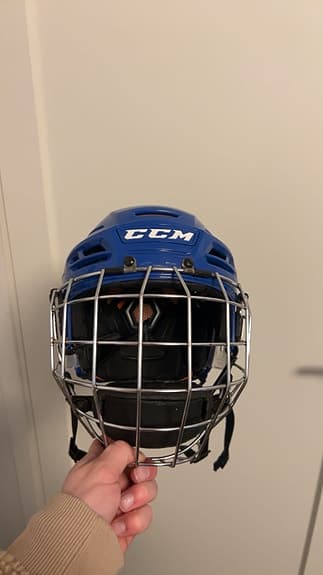 CCM Tacks 710 hockeyhjälm blå / Jofa Galler