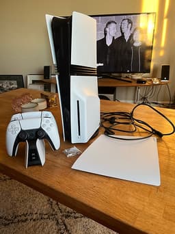 Playstation 5 PRO + tillbehör