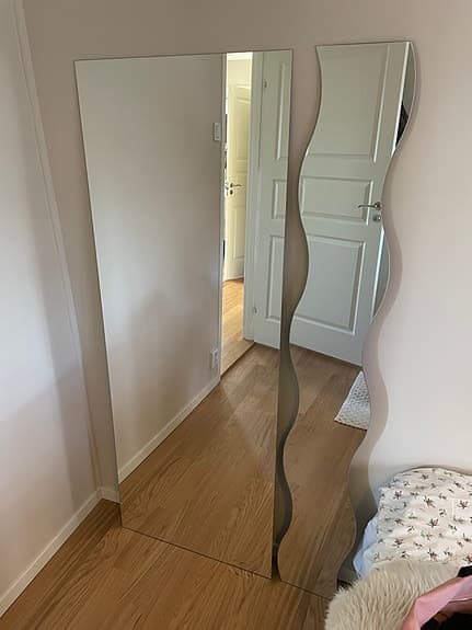 IKEA spegel 1 st vågformad & 1 st rektangulär