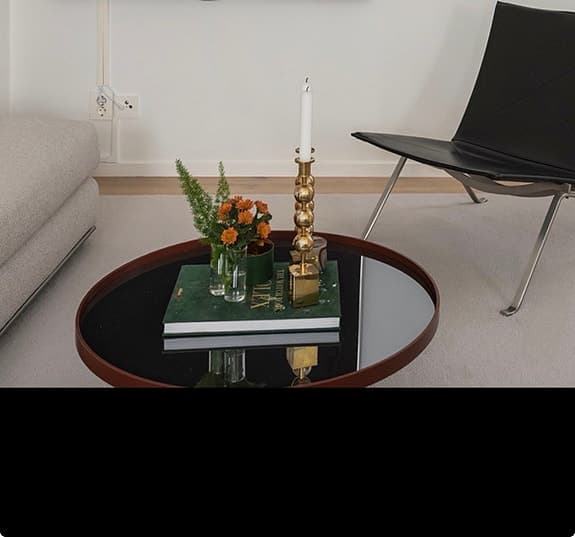 Soffbord-9 Occasional Table, designad av Piero Lissoni för Cassina