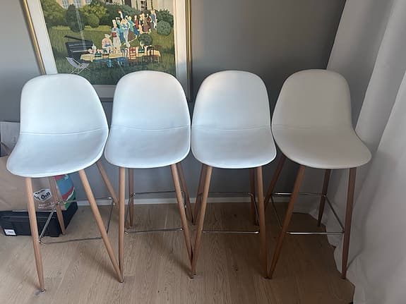 4 st Jonstrup vita barstolar