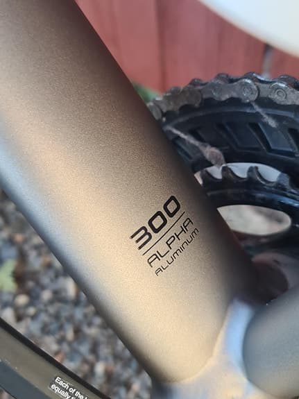 Trek Émonda ALR 5 – i princip nyskick (endast använd 3 gånger)