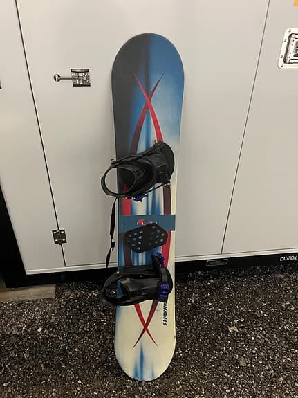 Snowboard med bindningar – perfekt för nybörjare