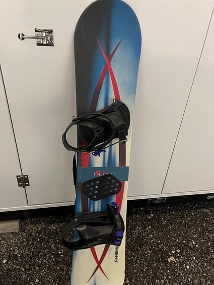 Snowboard med bindningar – perfekt för nybörjare