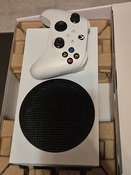Xbox Series S 512GB - Som ny med 4 handkontroller