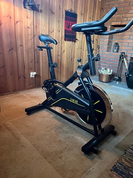 Titan Life S Line 450 motionscykel svart