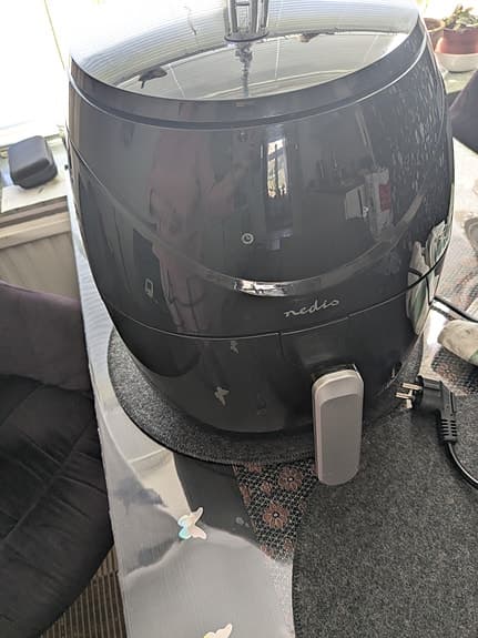 Nedis airfryer svart