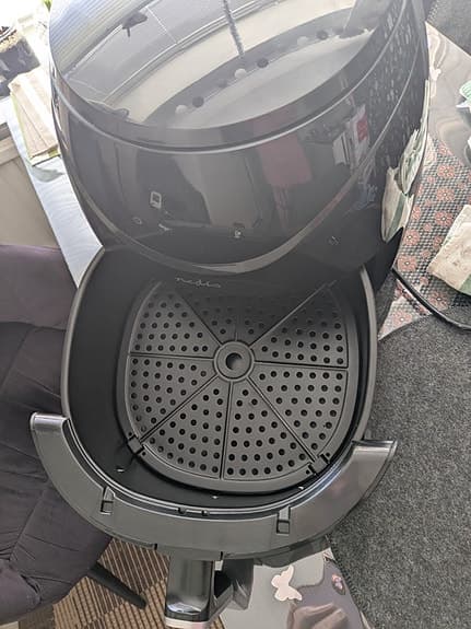 Nedis airfryer svart