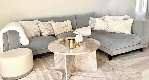 Soffa med divan