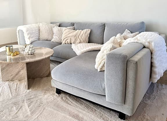 Soffa med divan