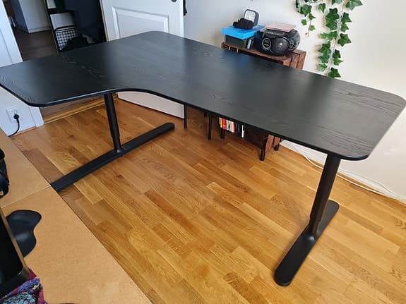 IKEA "Bekant" hörnskrivbord, skrivbord