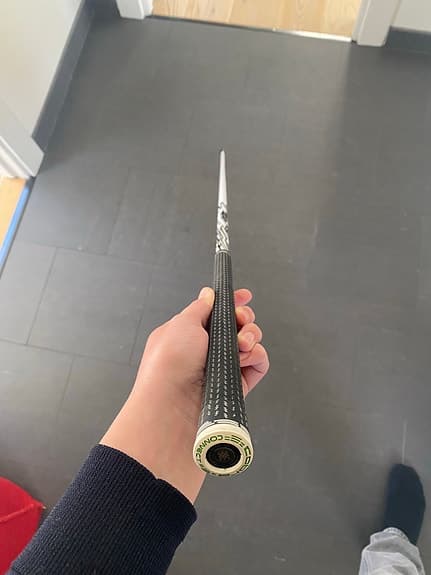 Cobra junior golf skaft driver.