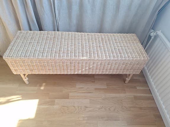 Sittbänk rotting med förvaring (nyskick)