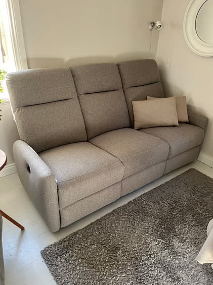 Ny soffa från Jysk , Vonsild, köptes 0426 - Nypris 8999 sek.