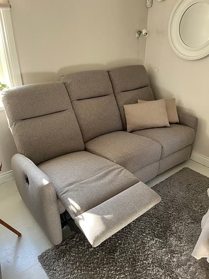 Ny soffa från Jysk , Vonsild, köptes 0426 - Nypris 8999 sek.