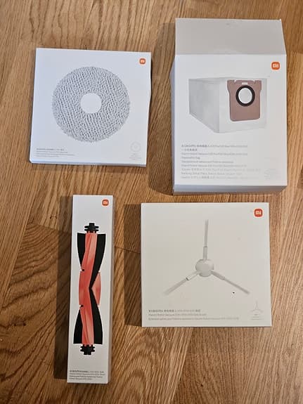 Xiaomi Robot Vacuum X20+ i mycket bra skick inkl. helt nya tillbehör