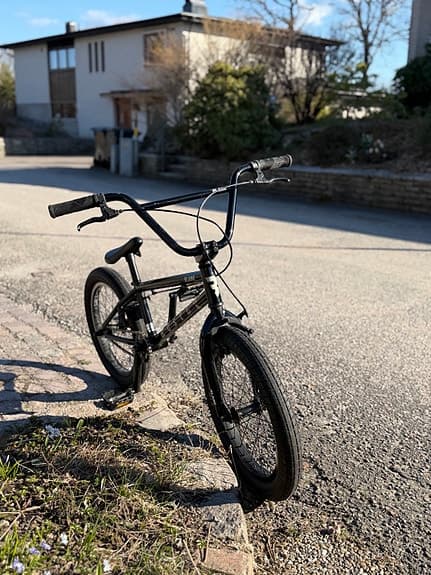 BMX 18 ” Blank Hustla