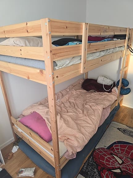 IKEA våningssäng trä