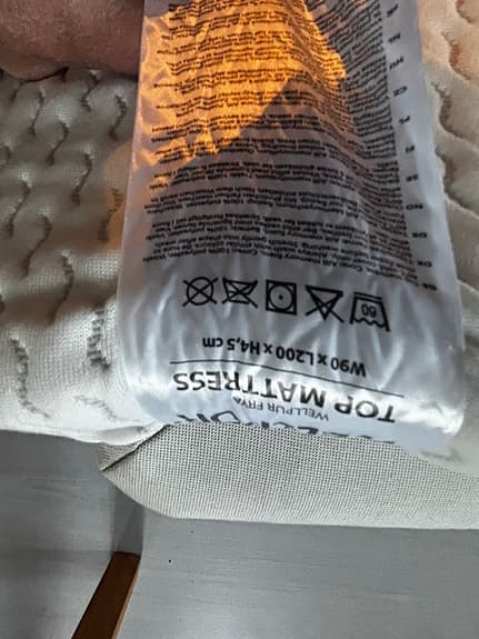 Jysk bäddmadrass 90x200 vit wellpur Frya