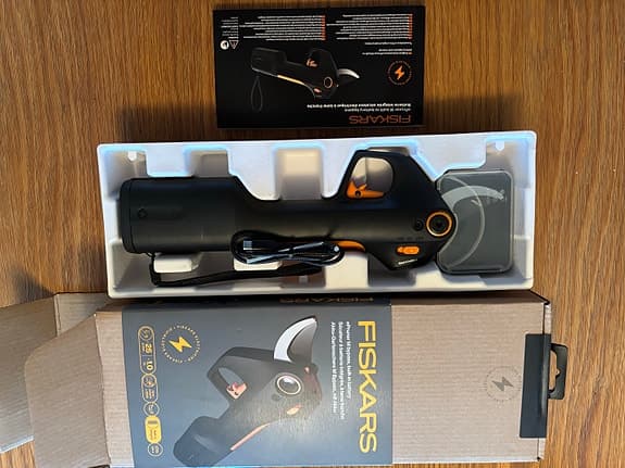 Fiskars batteridriven sekatör