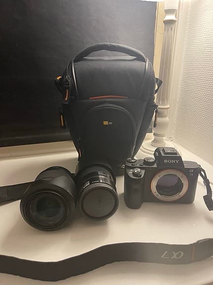 Sony A7 ll med två objektiv
